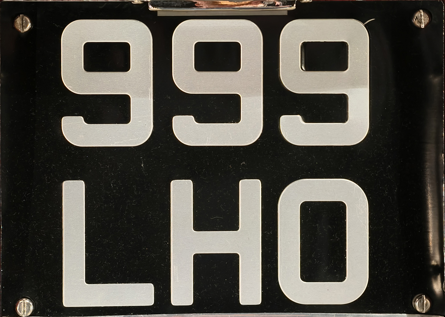 999 LHO